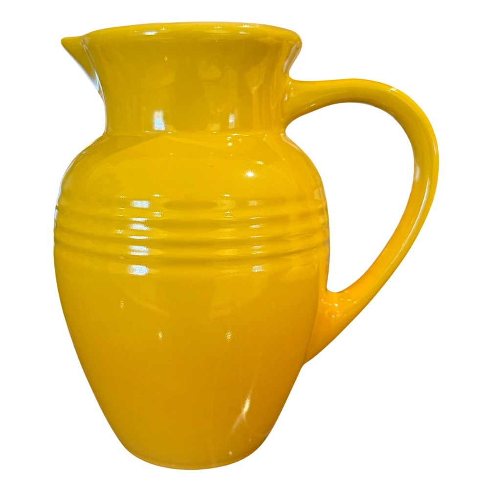 Le Creuset‎ Stoneware Pitcher/Jug Yellow Orange Ombre 9" Excellent Condition